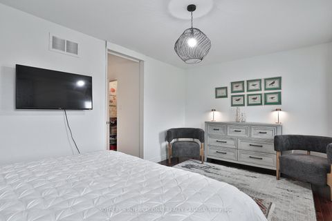Photo 32 at 3 - 20 Minton Drive, East Woodbridge, Vaughan