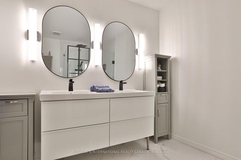 Photo 36 at 3 - 20 Minton Drive, East Woodbridge, Vaughan