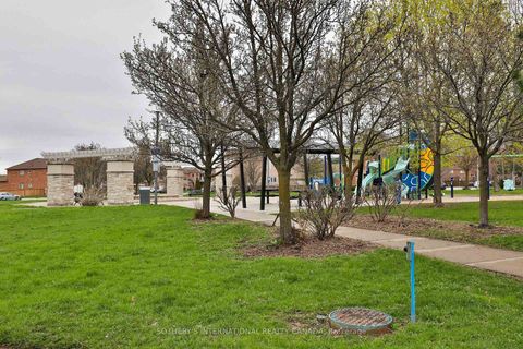 Photo 42 at 3 - 20 Minton Drive, East Woodbridge, Vaughan