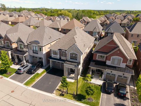 Photo 1 at 15 Streamside Street, Kleinburg, Vaughan