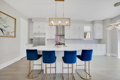 Photo 6 at 15 Streamside Street, Kleinburg, Vaughan
