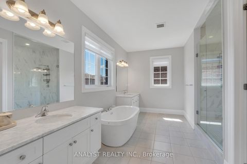 Photo 20 at 15 Streamside Street, Kleinburg, Vaughan
