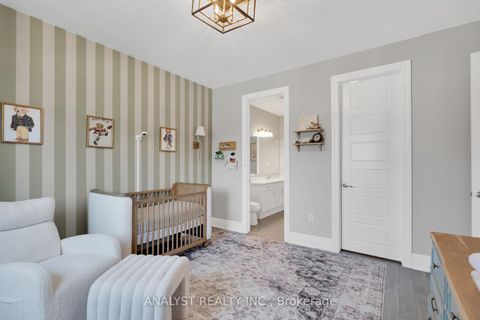 Photo 26 at 15 Streamside Street, Kleinburg, Vaughan