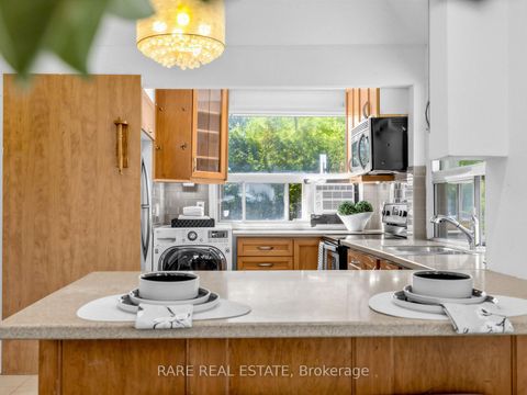 Photo 9 at 205 Beach Road, Keswick North, Georgina