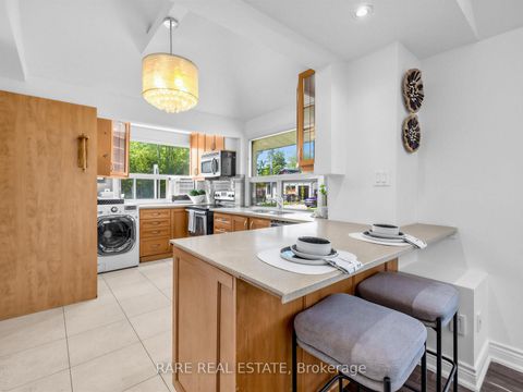Photo 11 at 205 Beach Road, Keswick North, Georgina