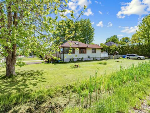 Photo 35 at 205 Beach Road, Keswick North, Georgina