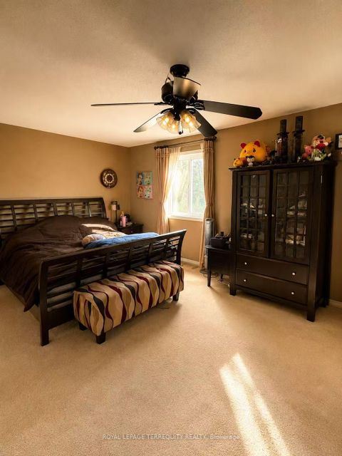 Photo 5 at 304 Charlton Avenue, Brownridge, Vaughan