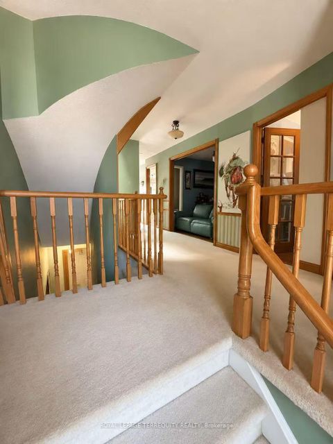 Photo 13 at 304 Charlton Avenue, Brownridge, Vaughan