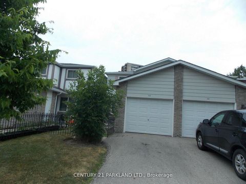 Photo 1 at 42 Antibes Drive, Branson, Toronto