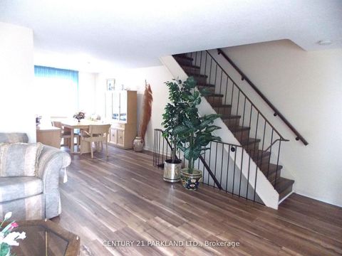 Photo 4 at 42 Antibes Drive, Branson, Toronto