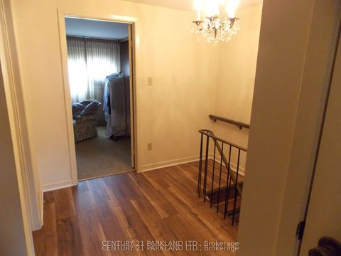 Photo 13 at 42 Antibes Drive, Branson, Toronto
