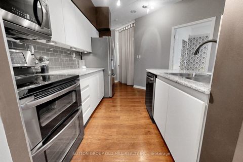 Photo 9 at 1012 - 228 Queens Quay W, Waterfront Communities C1, Toronto