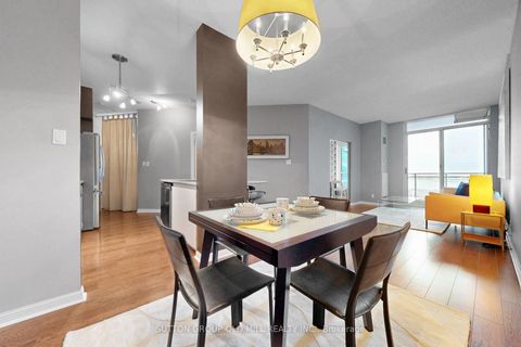Photo 12 at 1012 - 228 Queens Quay W, Waterfront Communities C1, Toronto