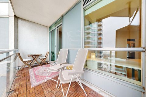 Photo 18 at 1012 - 228 Queens Quay W, Waterfront Communities C1, Toronto