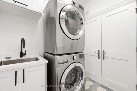 Photo 16 at 100 Admiral Road, Annex, Toronto