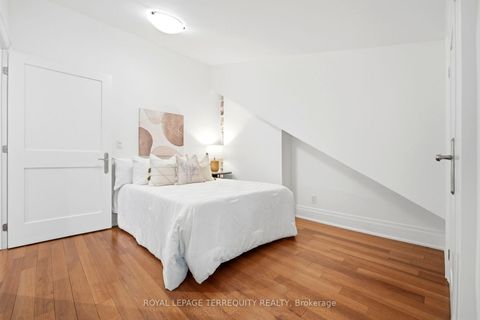 Photo 20 at 100 Admiral Road, Annex, Toronto
