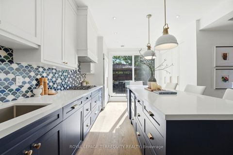 Photo 24 at 100 Admiral Road, Annex, Toronto