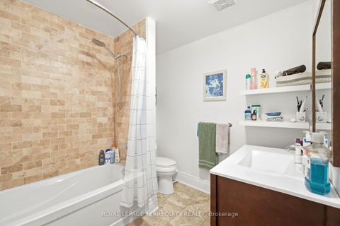 Photo 31 at 100 Admiral Road, Annex, Toronto
