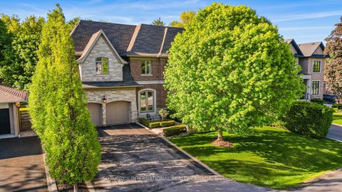 Photo 0 at 6 Weller Crescent, Maple, Vaughan