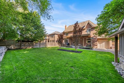 Photo 12 at 6 Weller Crescent, Maple, Vaughan