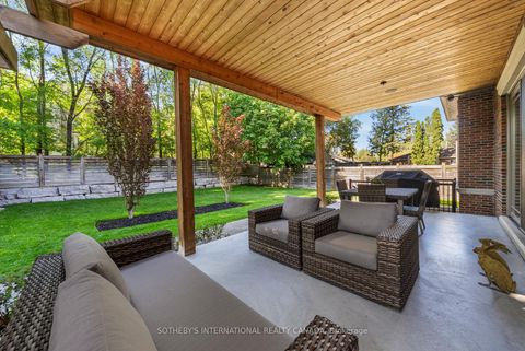 Photo 18 at 6 Weller Crescent, Maple, Vaughan