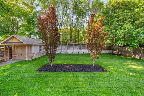 Photo 19 at 6 Weller Crescent, Maple, Vaughan
