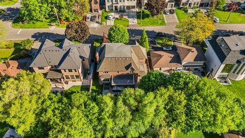 Photo 23 at 6 Weller Crescent, Maple, Vaughan