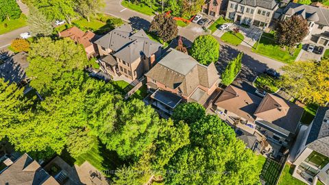 Photo 24 at 6 Weller Crescent, Maple, Vaughan