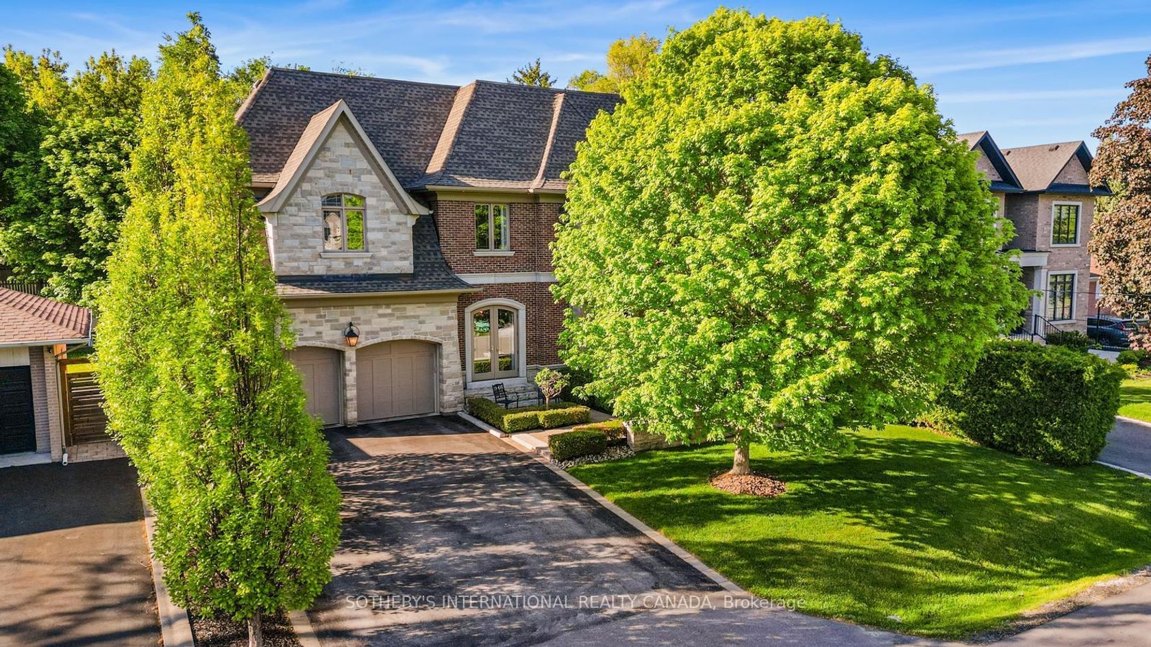 6 Weller Crescent, Maple, Vaughan photo number 2