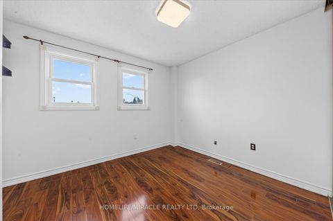 Photo 3 at 88 Reed Drive, Central, Ajax