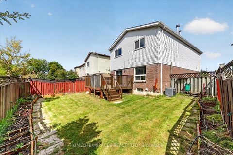 Photo 17 at 88 Reed Drive, Central, Ajax