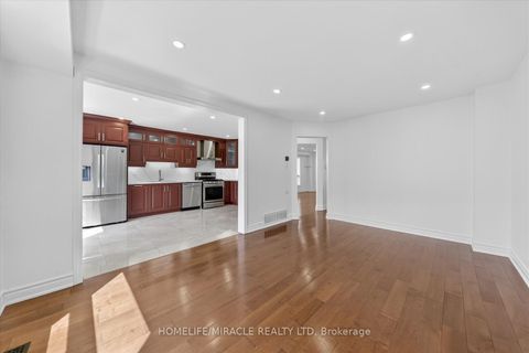 Photo 33 at 88 Reed Drive, Central, Ajax