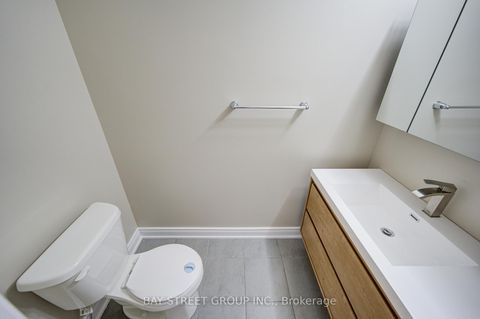 Photo 4 at 3 - 626 Rexdale Boulevard, Clairville, Toronto