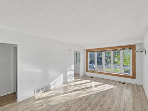 Photo 7 at 1385 Park Road S, Lakeview, Oshawa