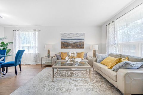Photo 4 at 1 Gilroy Drive, Dorset Park, Toronto