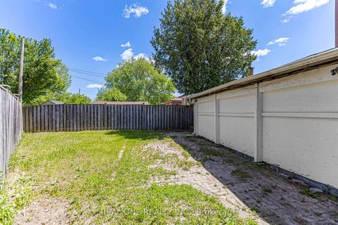 Photo 32 at 1 Gilroy Drive, Dorset Park, Toronto