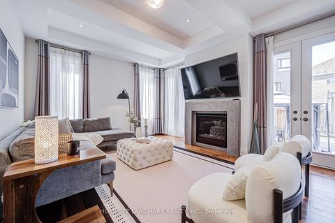 Photo 13 at 22 Aspy Court, Patterson, Vaughan
