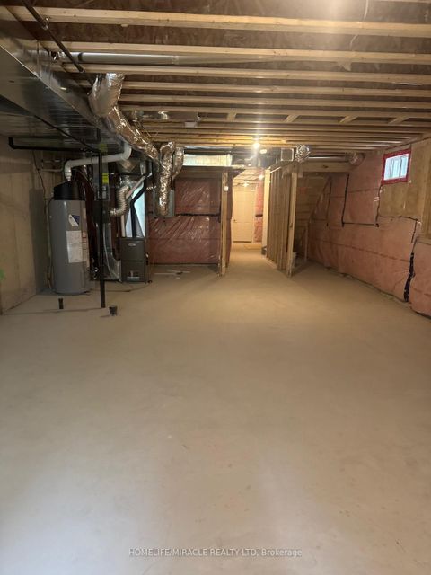 Photo 16 at 35 Rumi Court, Patterson, Vaughan
