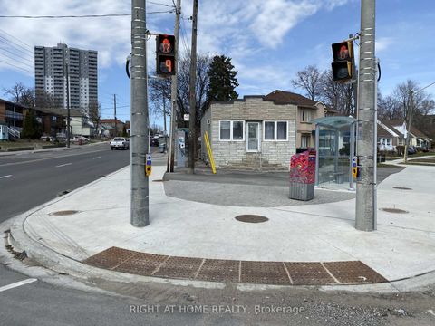 Photo 1 at 104 Danforth Road, Oakridge, Toronto