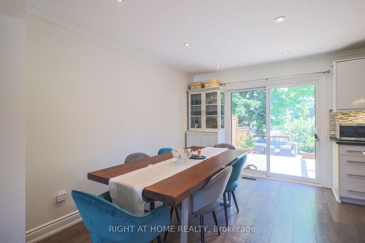 Photo 11 at 2126 Millway Gate, Erin Mills, Mississauga