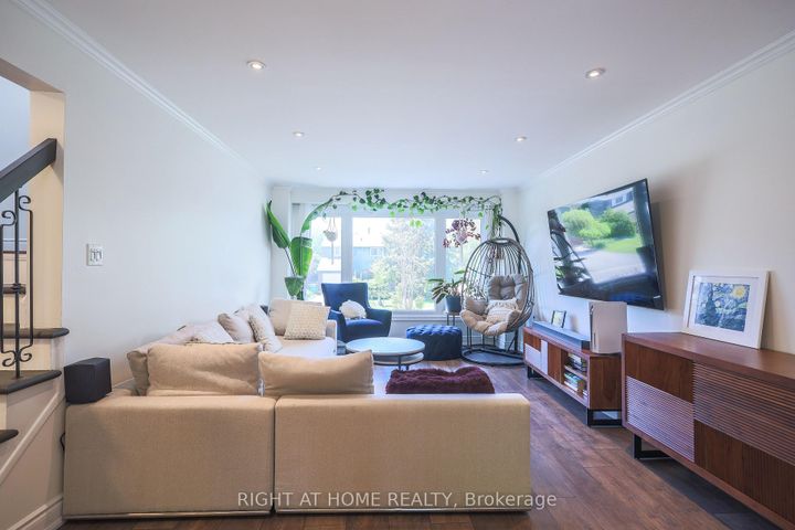 Photo 15 at 2126 Millway Gate, Erin Mills, Mississauga