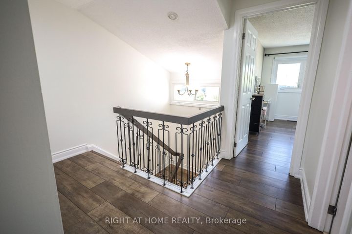 Photo 20 at 2126 Millway Gate, Erin Mills, Mississauga