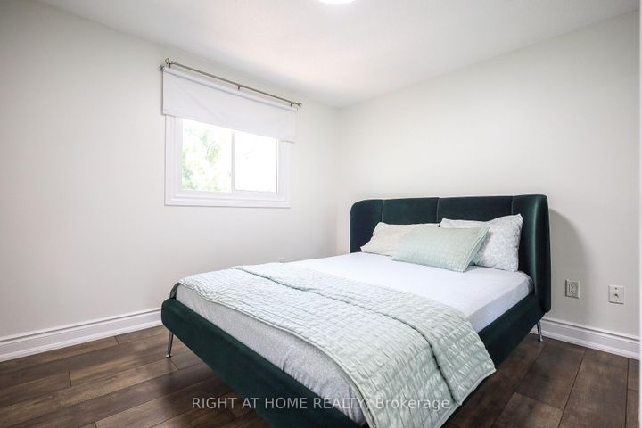 Photo 24 at 2126 Millway Gate, Erin Mills, Mississauga