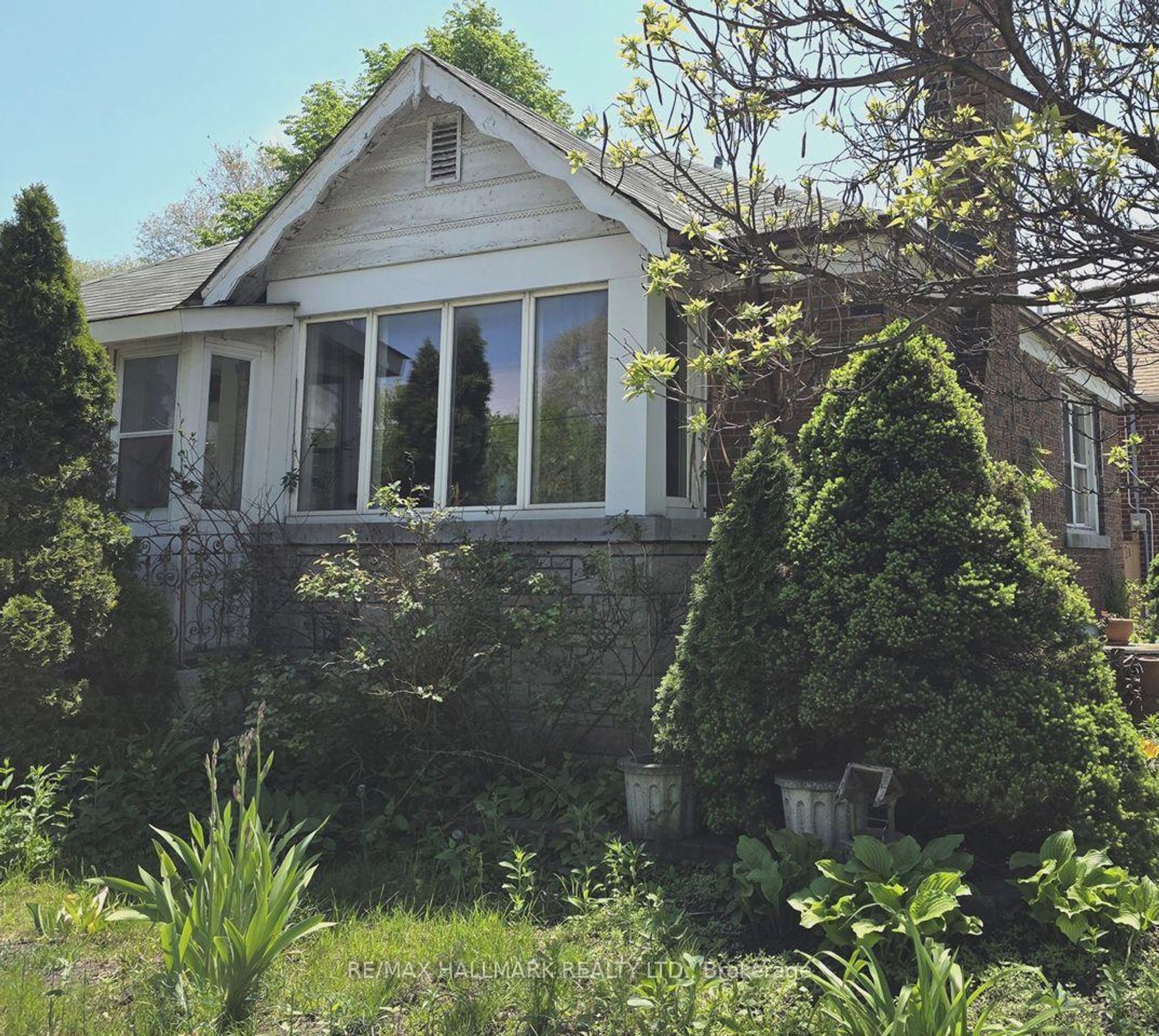 115 Lankin Boulevard, East York, Toronto 