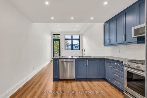 Photo 12 at 323 Mortimer Avenue, East York, Toronto