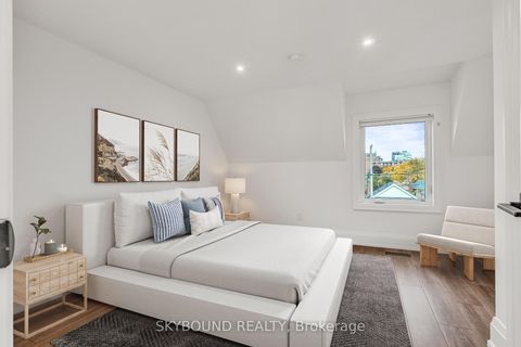 Photo 17 at 323 Mortimer Avenue, East York, Toronto