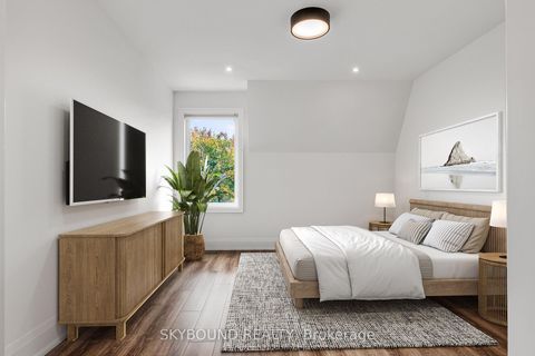 Photo 19 at 323 Mortimer Avenue, East York, Toronto