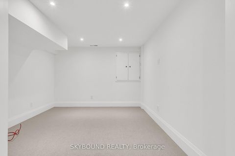 Photo 25 at 323 Mortimer Avenue, East York, Toronto