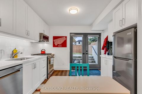 Photo 30 at 323 Mortimer Avenue, East York, Toronto