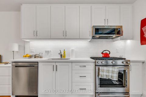 Photo 32 at 323 Mortimer Avenue, East York, Toronto